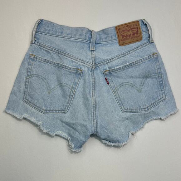 Levi's 501 Original Light Wash High-Rise Distressed Denim Shorts Women's W 24 - Picture 3 of 14